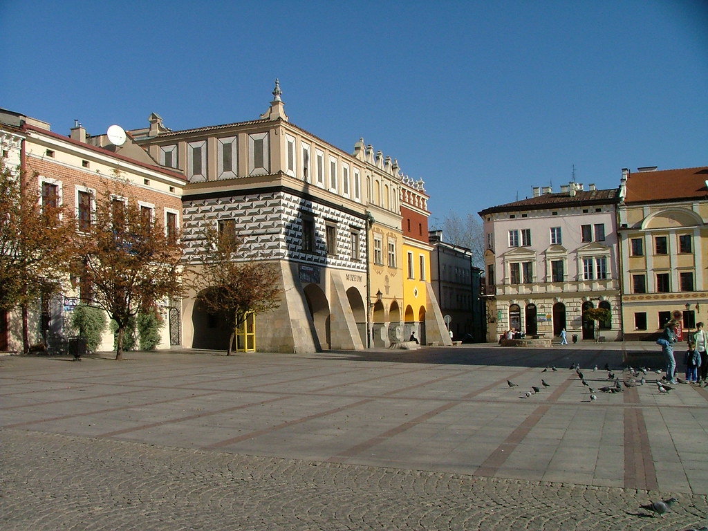 Rynek w Tarnowie — regeneracja baterii hybrydowych dla kierowców z Tarnowa
